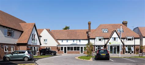 tudor lodge nursing home fareham.